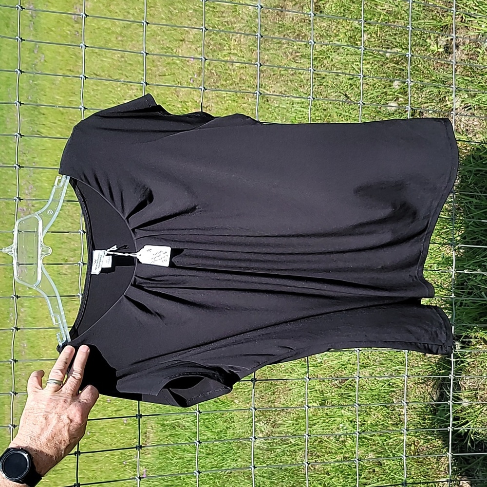 Worthington blouse 2X black pleated neck very short sleeve straight hem goth